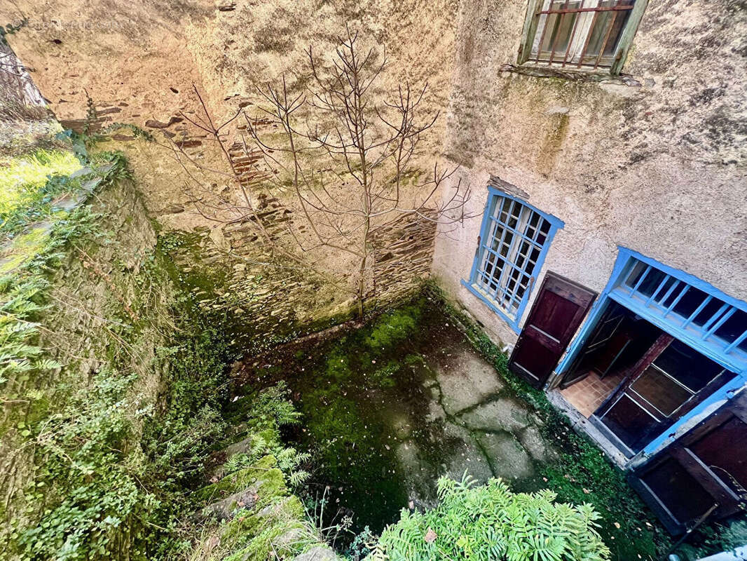 Maison à VILLENEUVE-MINERVOIS