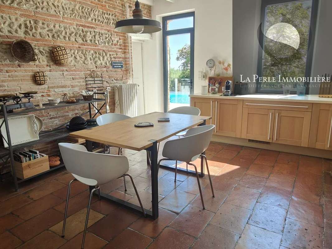 Maison à MONTASTRUC-LA-CONSEILLERE