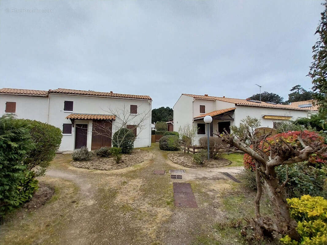 Maison à SAINT-GEORGES-DE-DIDONNE