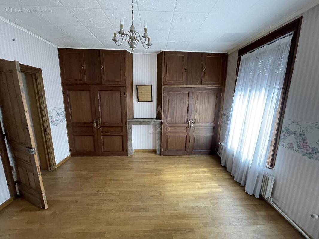Maison à AVION