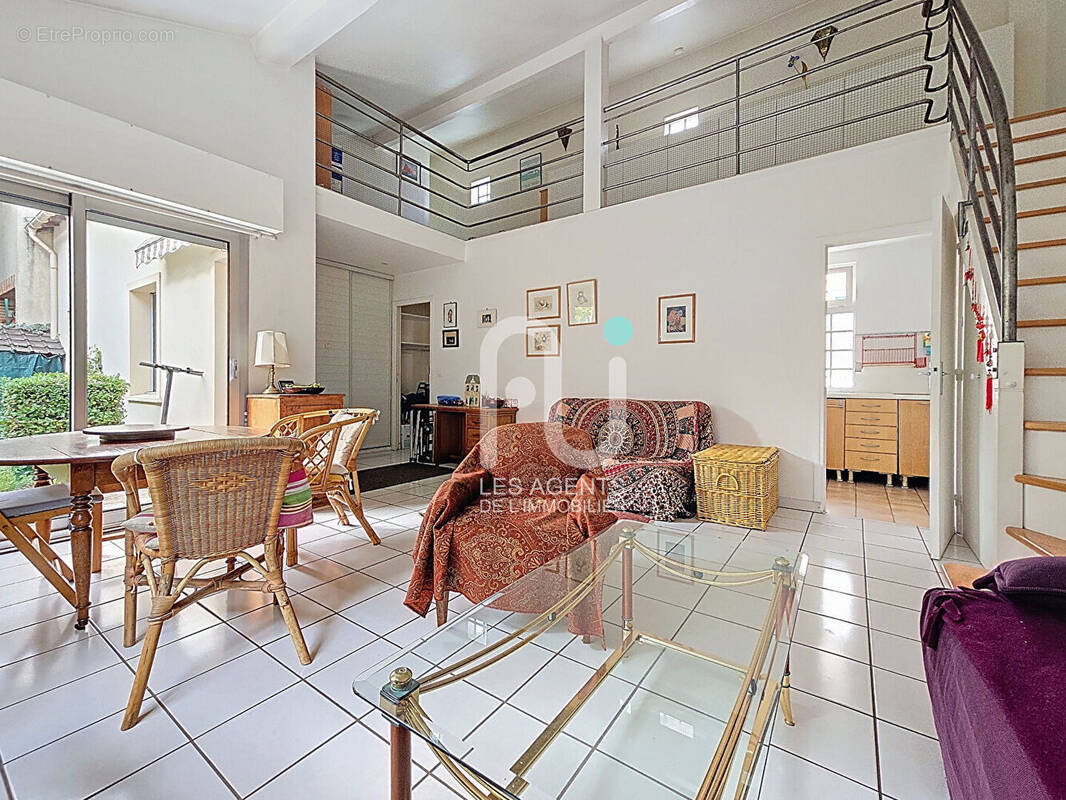 Maison à ASNIERES-SUR-SEINE