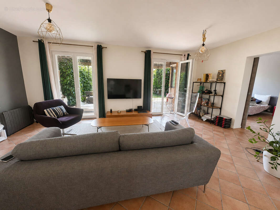 Maison à LA COLLE-SUR-LOUP