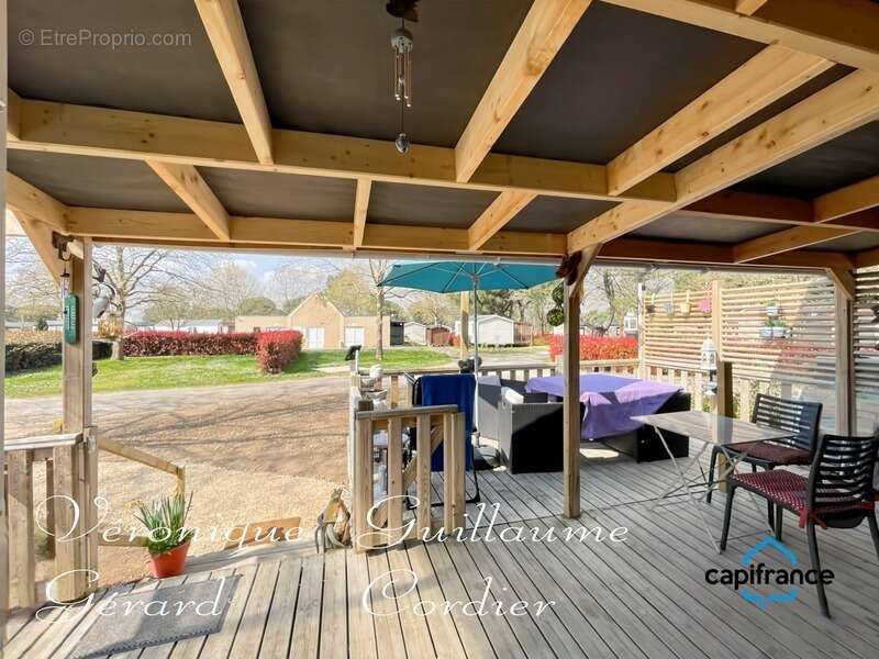 Mobil-Home de 32 M² de 2019, confortable avec belle terrasse et parcelle privative a vendre séparément en PRL - photo 6