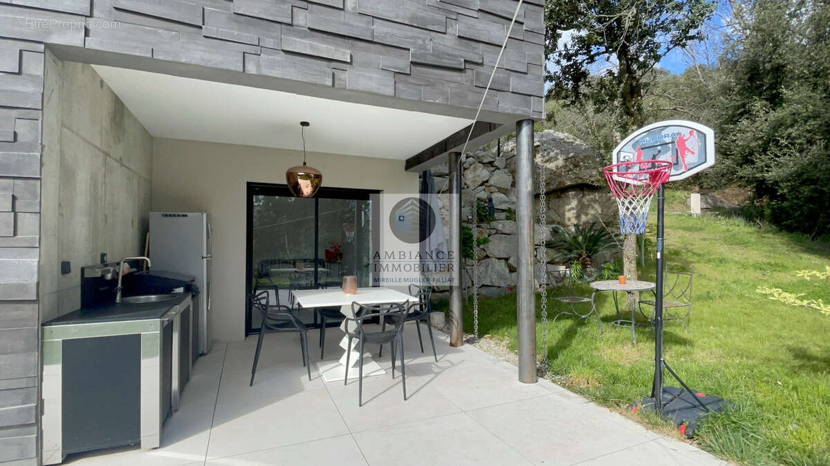 Maison à SAINT-PERAY