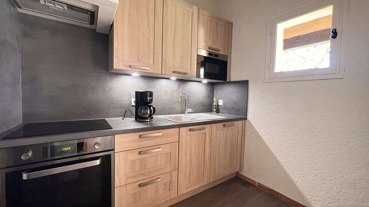 Appartement à LES ISSAMBRES