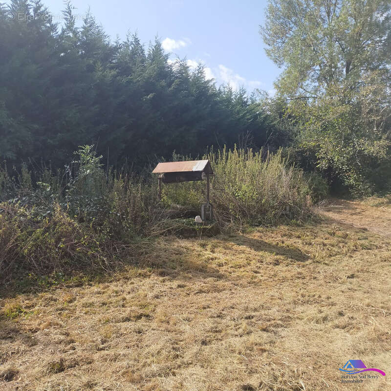 puits - Maison à PERASSAY