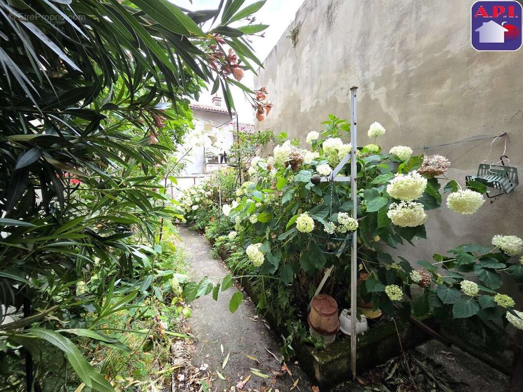 Maison à MAZERES