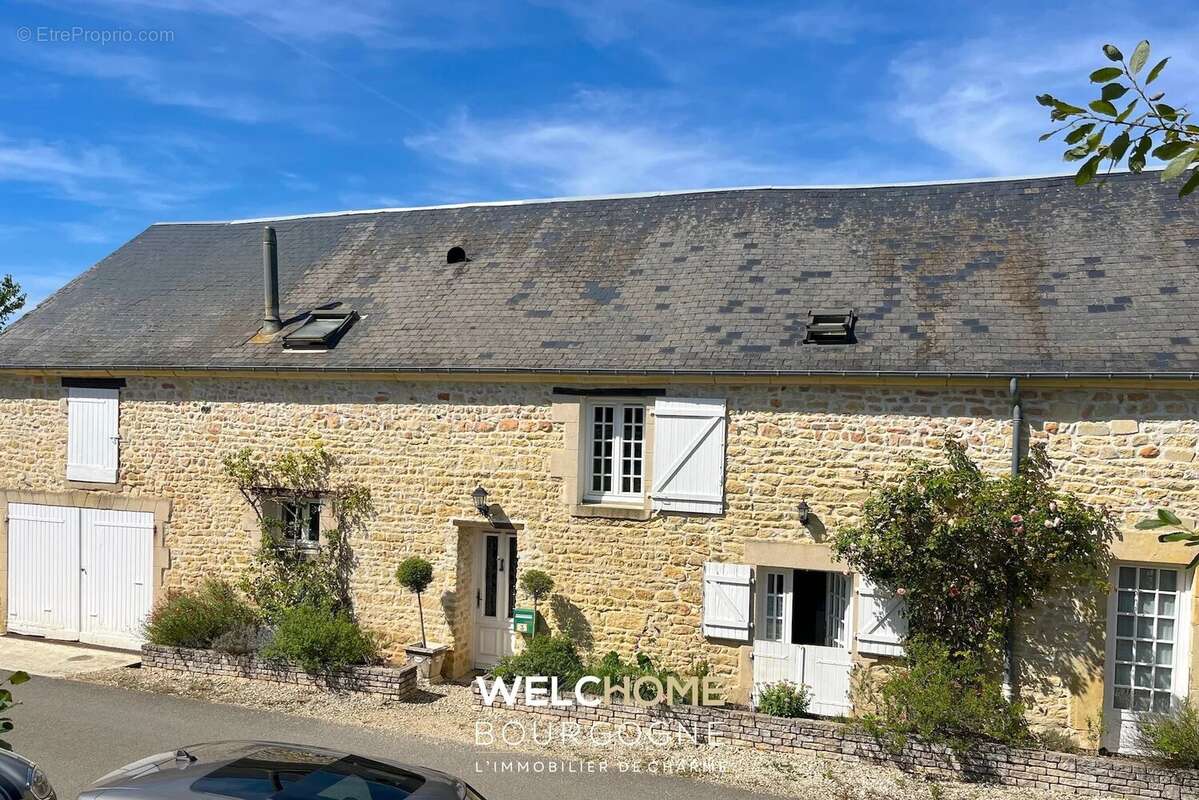 Maison à SAINT-MARTIN-D&#039;HEUILLE