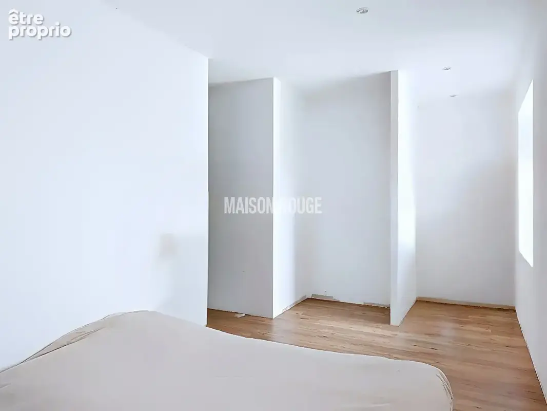 Maison de caractère à fort potentiel : Plein sud, beaux volumes - photo 7
