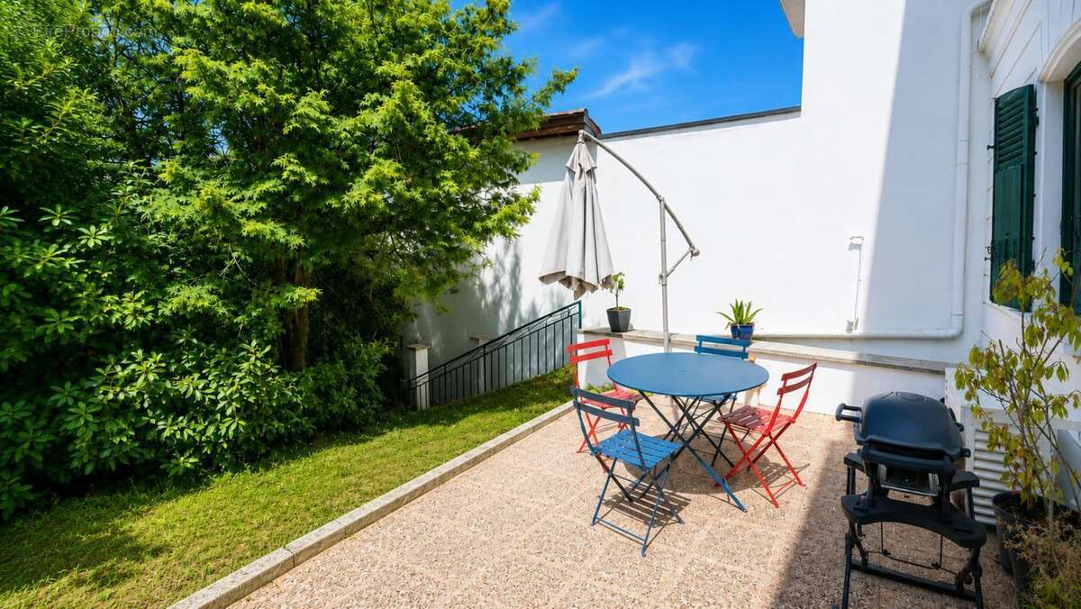 Appartement à CALUIRE-ET-CUIRE