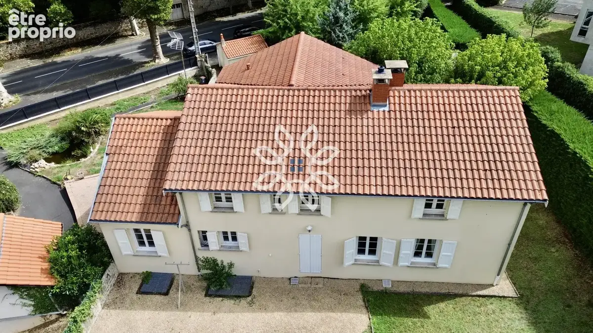 Brioude   maison familiale 206 m2   4 chambres   terrain 1 043 m2   grand garage - photo 25