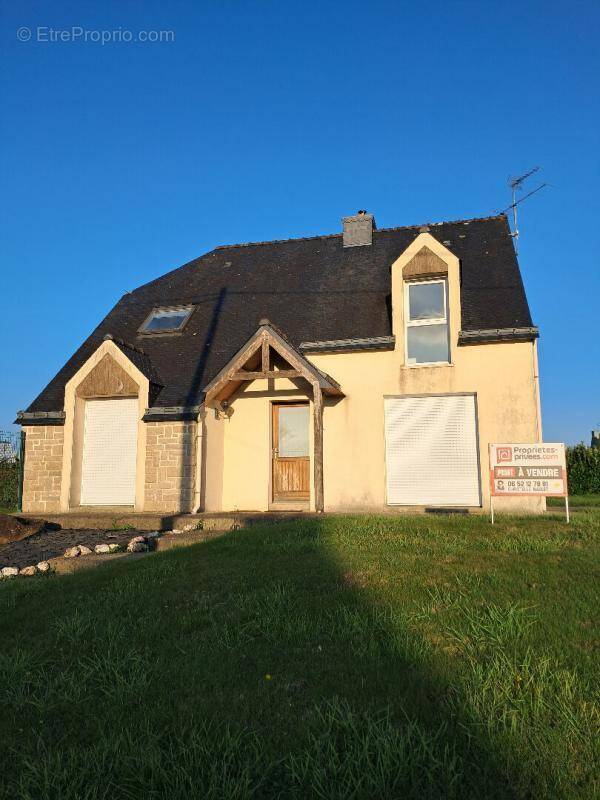 Maison à PLEUGRIFFET