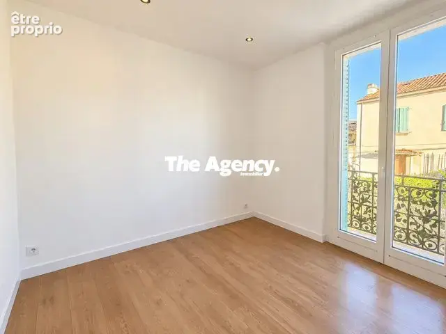 Appartement 2 pièces 42 m² à vendre à Marseille-8e (13008) - photo 2