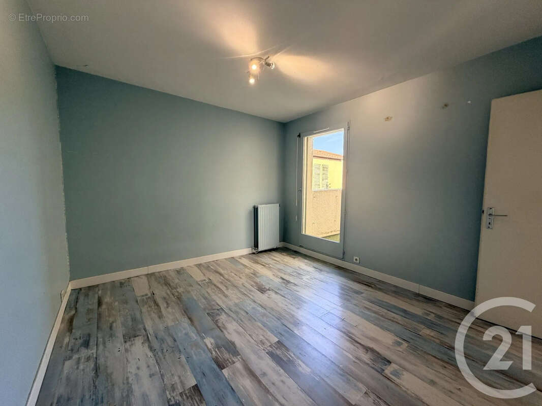 Appartement à VALBONNE