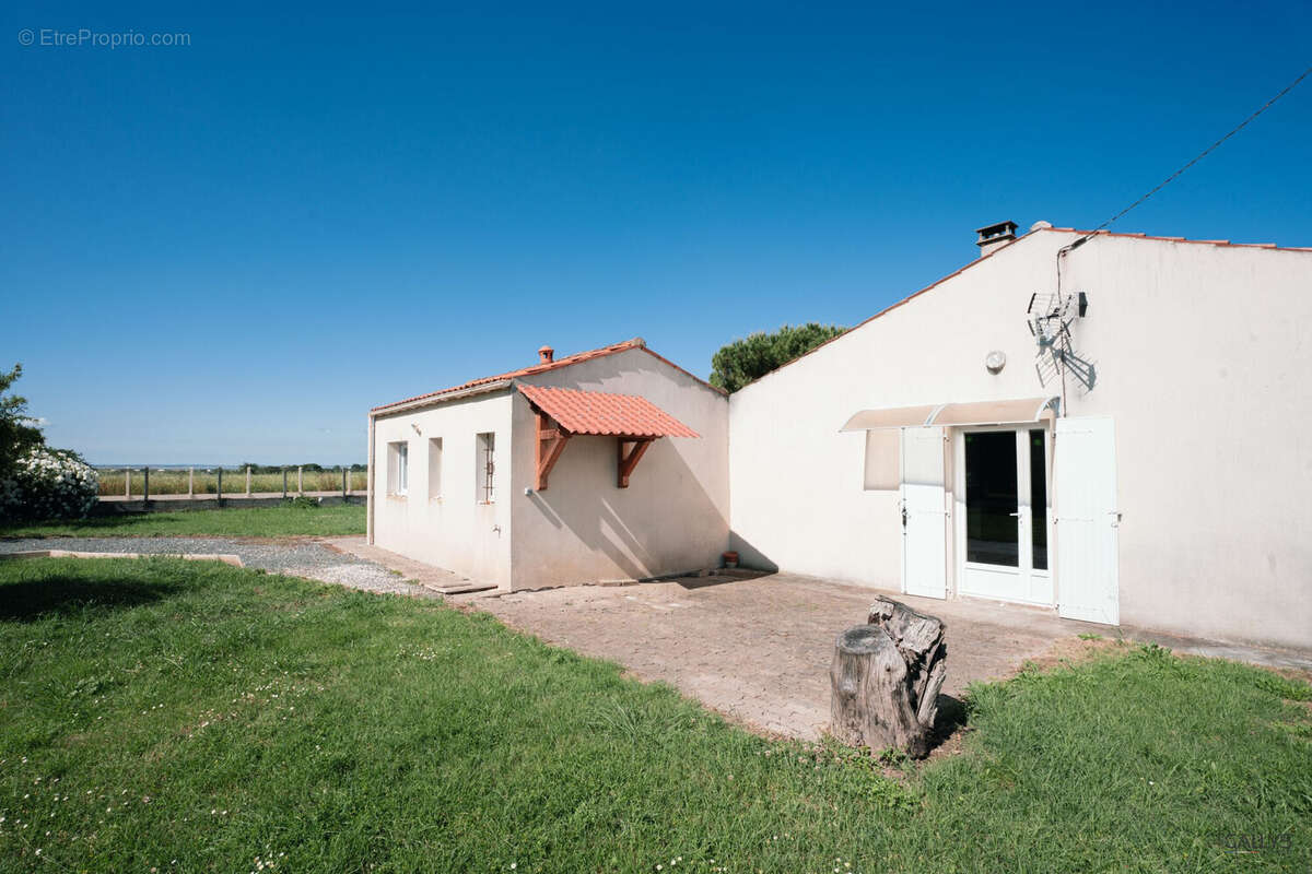 Maison à PORT-DES-BARQUES