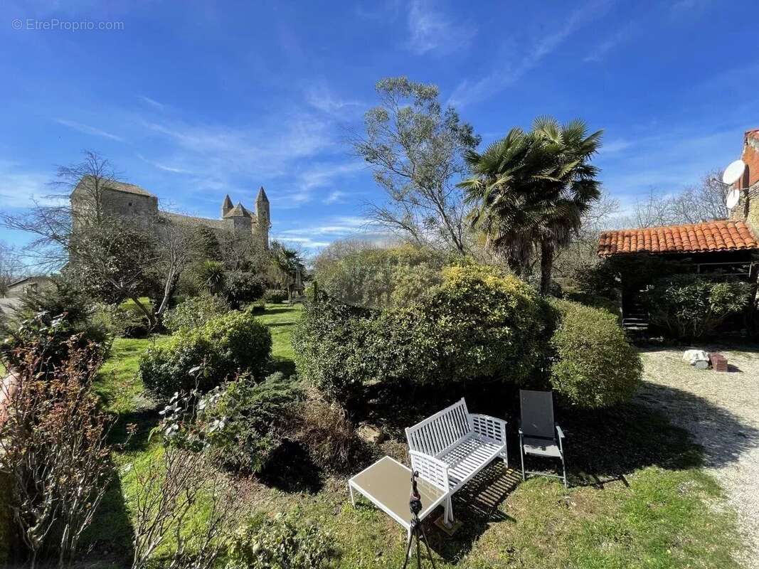 Maison à MAUBOURGUET