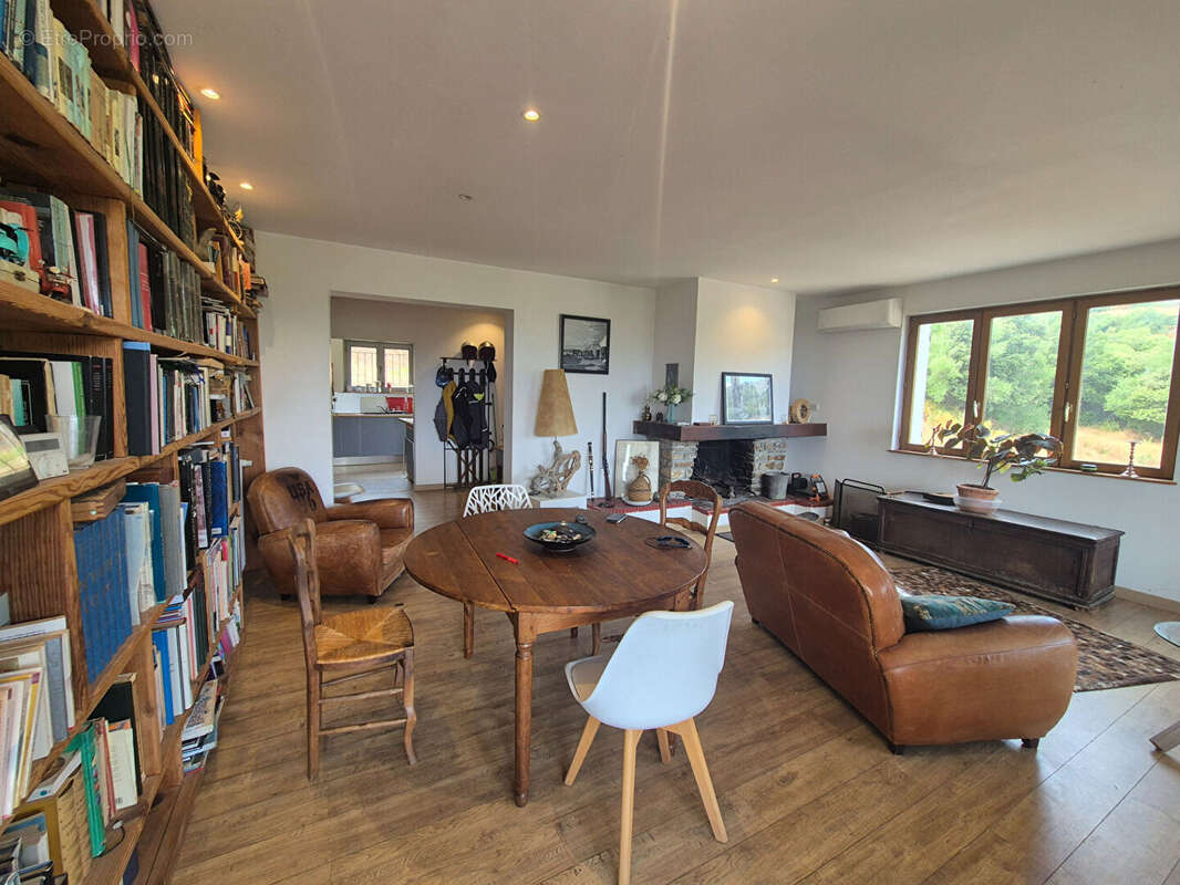 Maison à SANTO-PIETRO-DI-TENDA