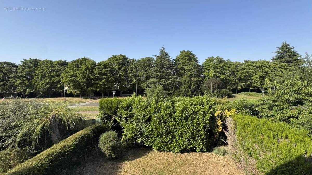 Maison 103 m² à Montigny-Le-Bretonneux  - photo 28
