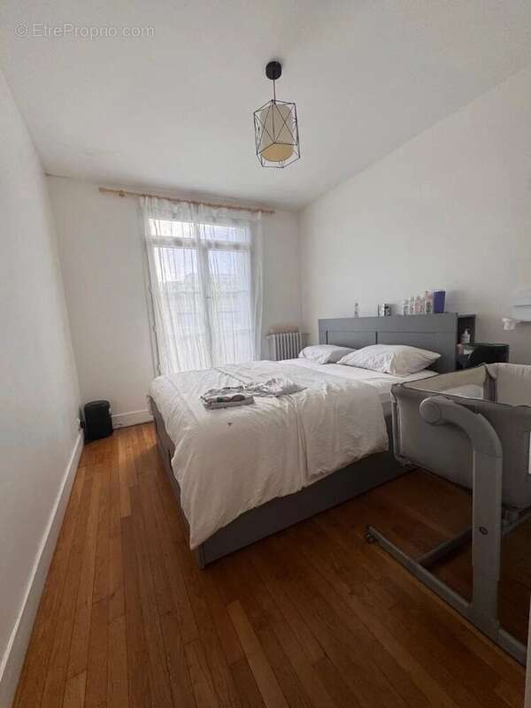 Appartement à NEUILLY-SUR-SEINE