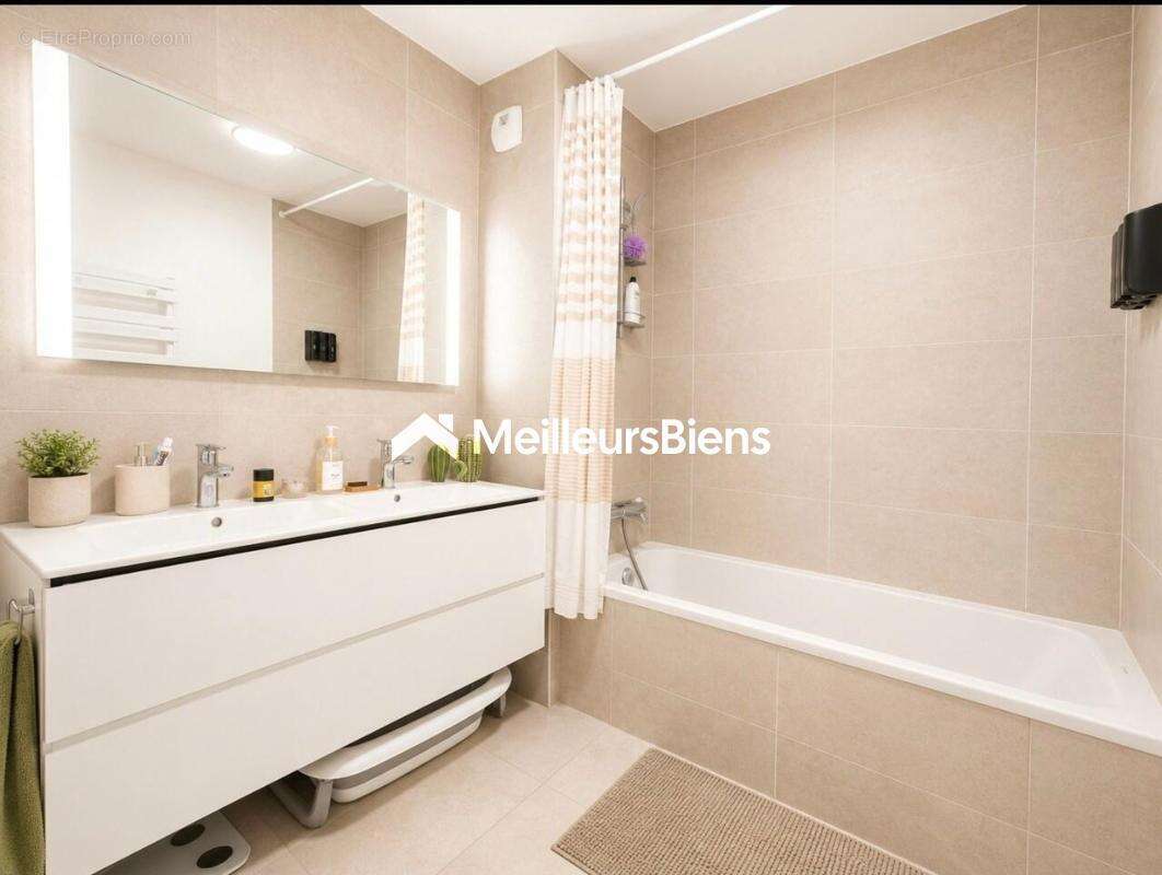Appartement à FERNEY-VOLTAIRE