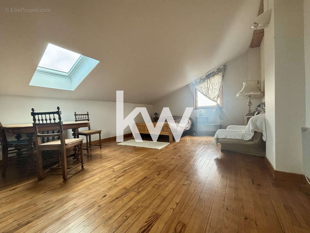 Maison à ROCHE-LA-MOLIERE