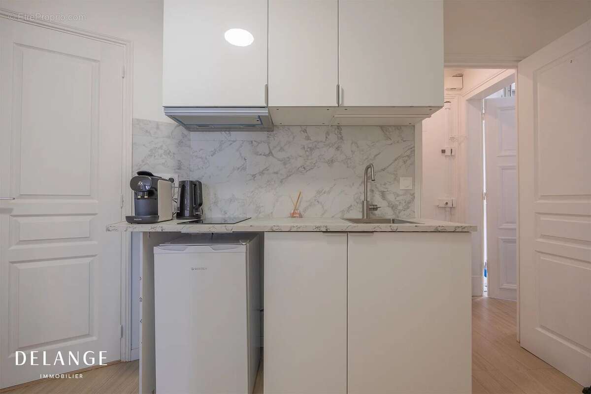 Appartement à PARIS-20E