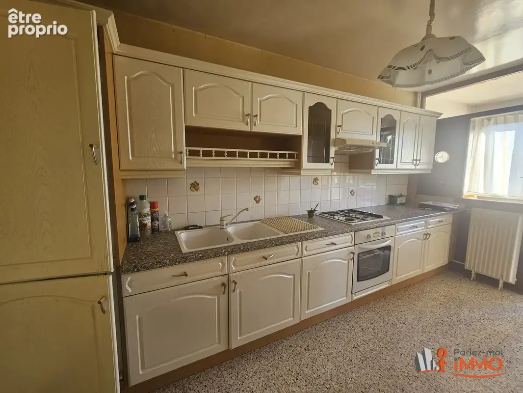 Appartement 2 pièces 61 m² à vendre à Villars (42390) - photo 2