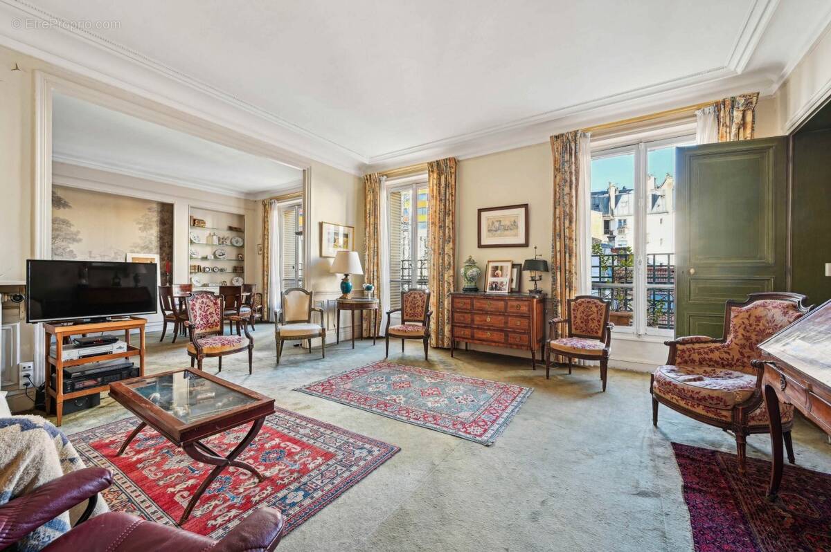 Appartement à PARIS-5E