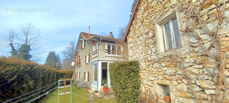 Maison à CHATILLON-EN-MICHAILLE