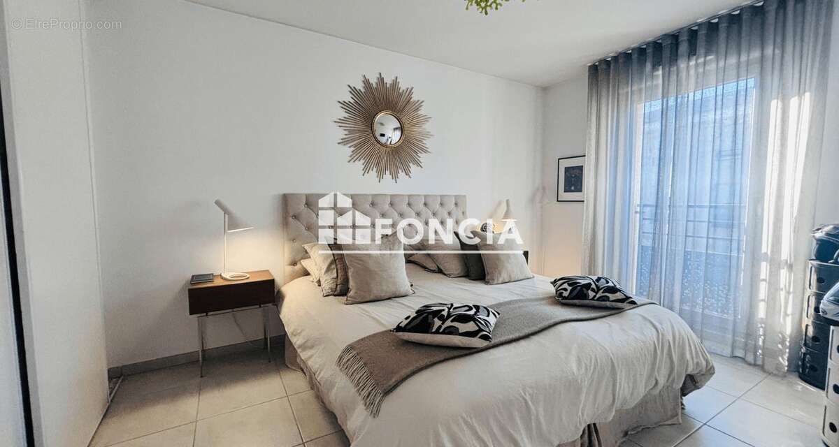 Appartement à SIX-FOURS-LES-PLAGES