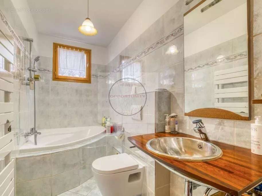 Maison à HOUILLES