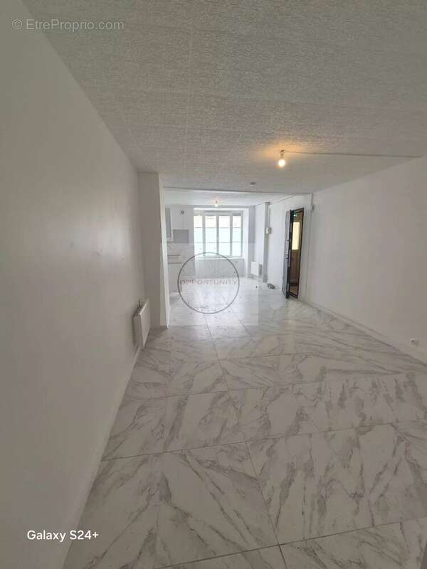 Appartement à LA FERTE-GAUCHER