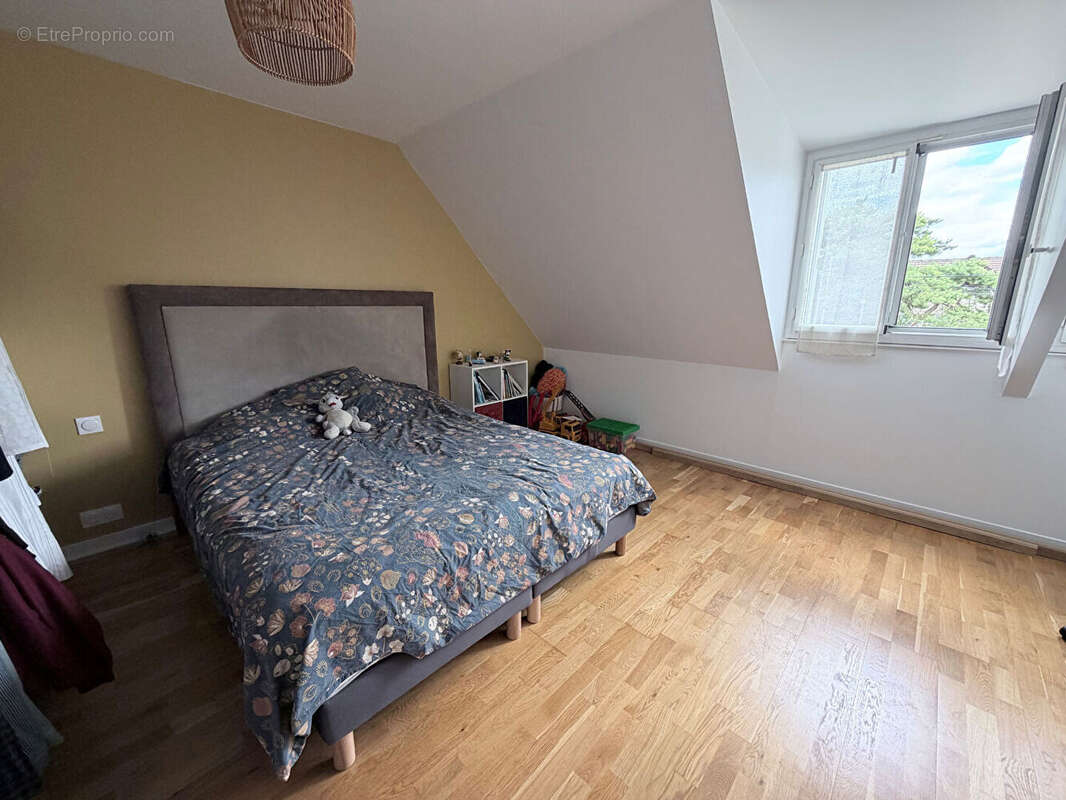 Maison - Champigny Sur Marne - 6 pièces 130 m2 - photo 15