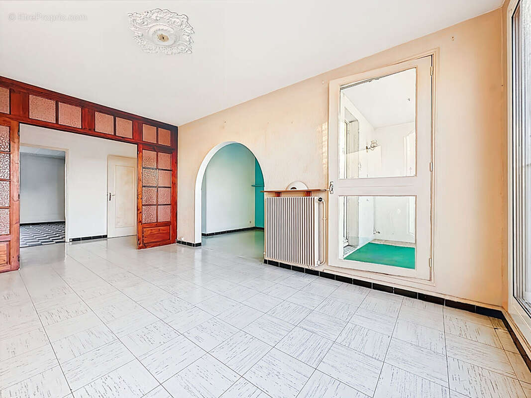 Appartement à MARSEILLE-13E