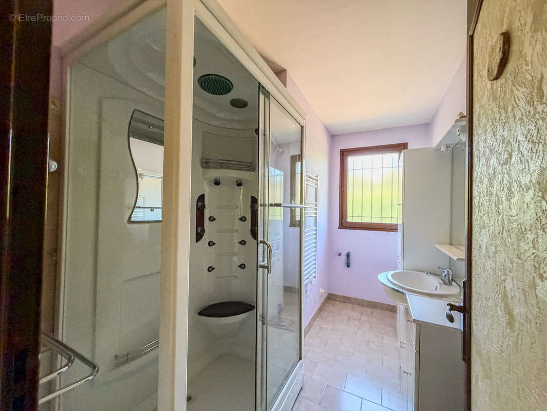 Villa T5 et T2 indépendant - photo 14