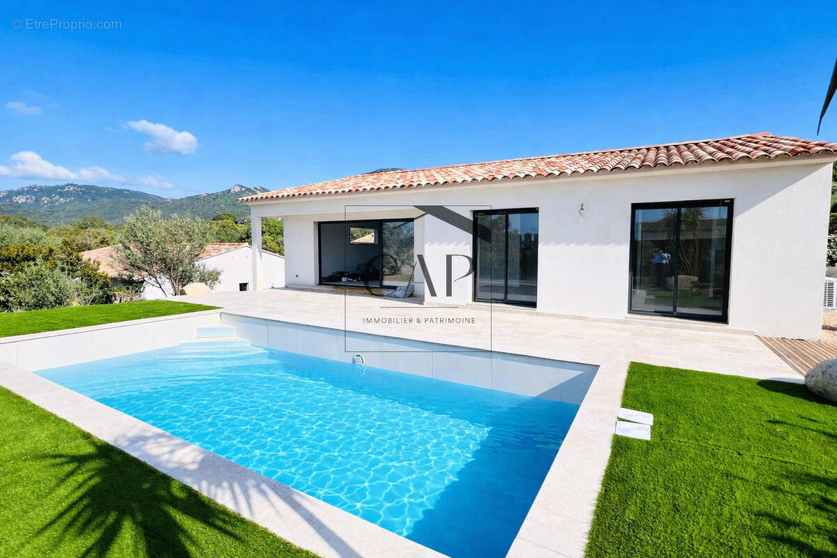 Maison à LECCI