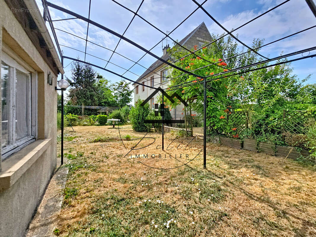 Maison familiale de 107 m2 avec 4 chambres et sous-sol total - photo 14