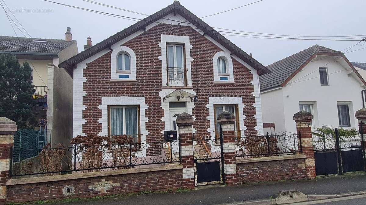Maison à ARNOUVILLE-LES-GONESSE