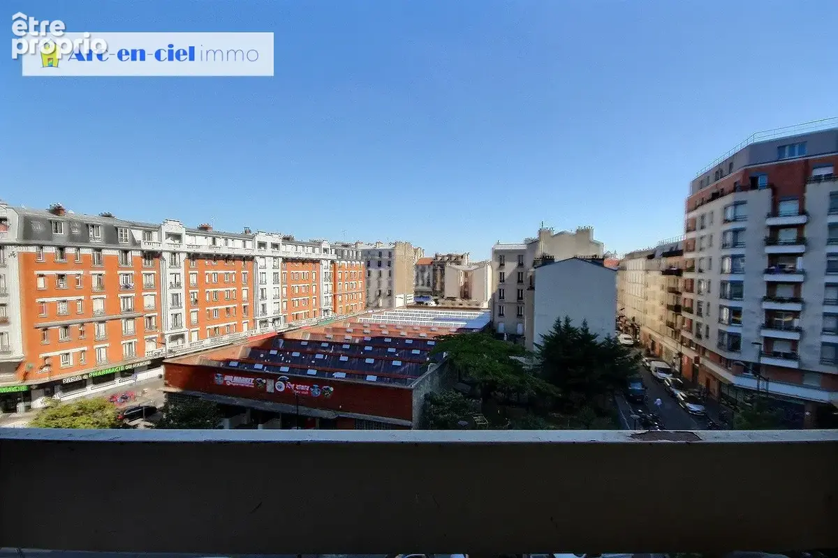 Appartement à AUBERVILLIERS
