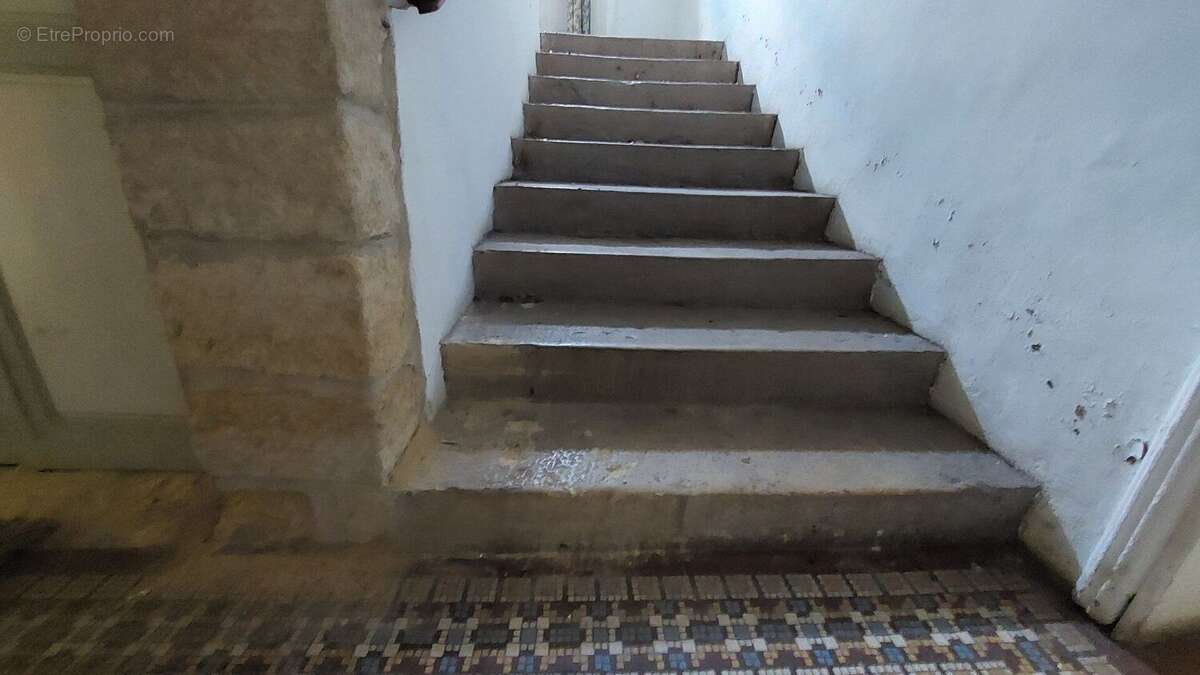 Maison de caractère avec terrain arboré - photo 11