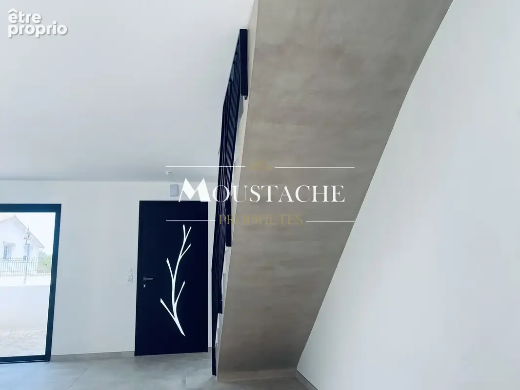 Villa  au style contemporain avec patio - 200 m du centre-ville de vaux sur mer - - photo 10