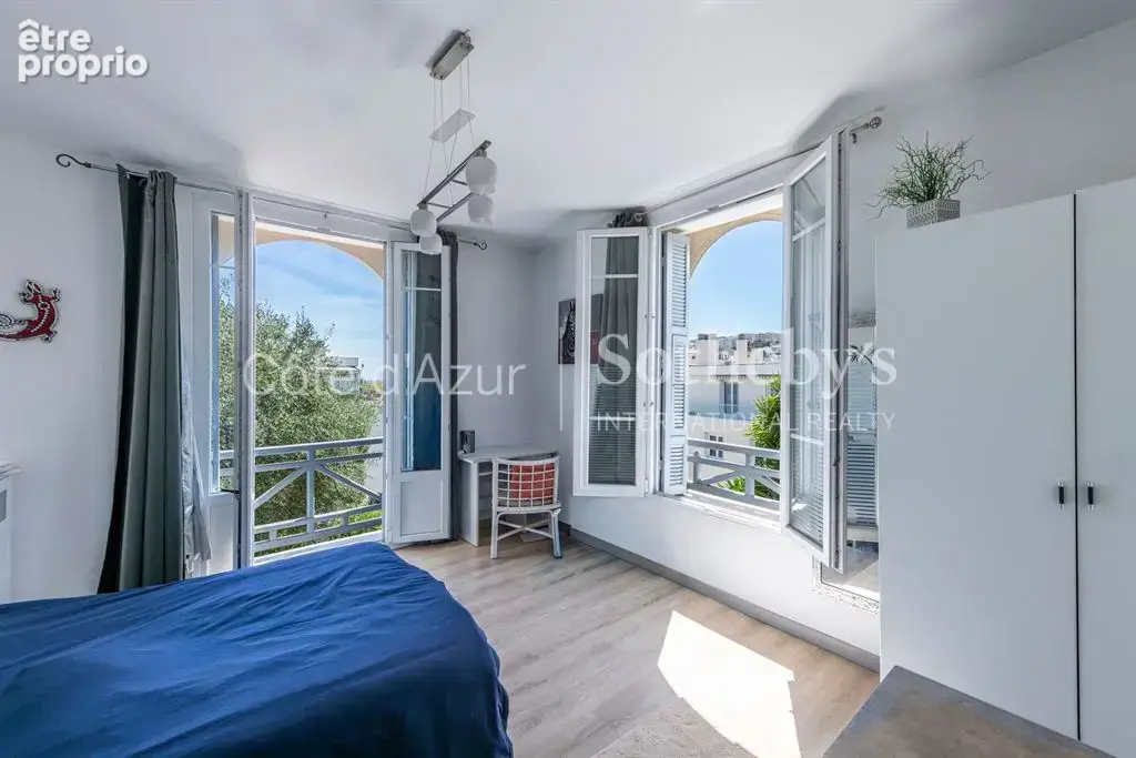 Rare, Nice quartier des Poètes, maison avec jardin, garage et fort potentiel locatif. - photo 9
