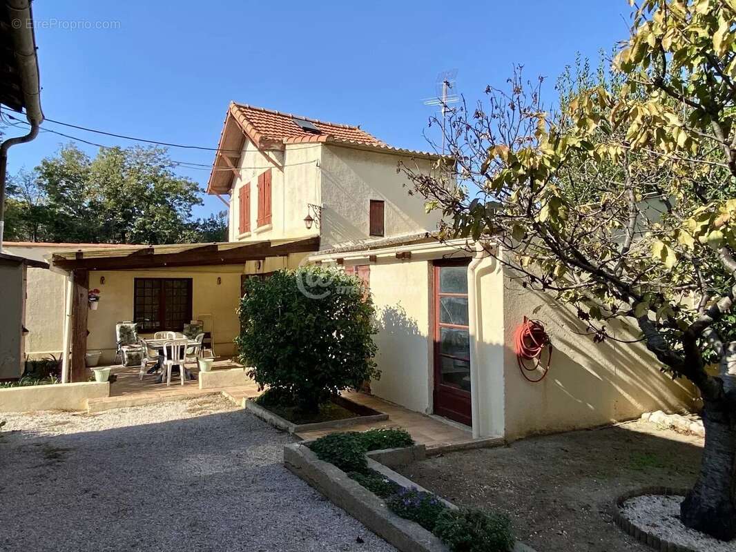 Maison à MARSEILLE-9E