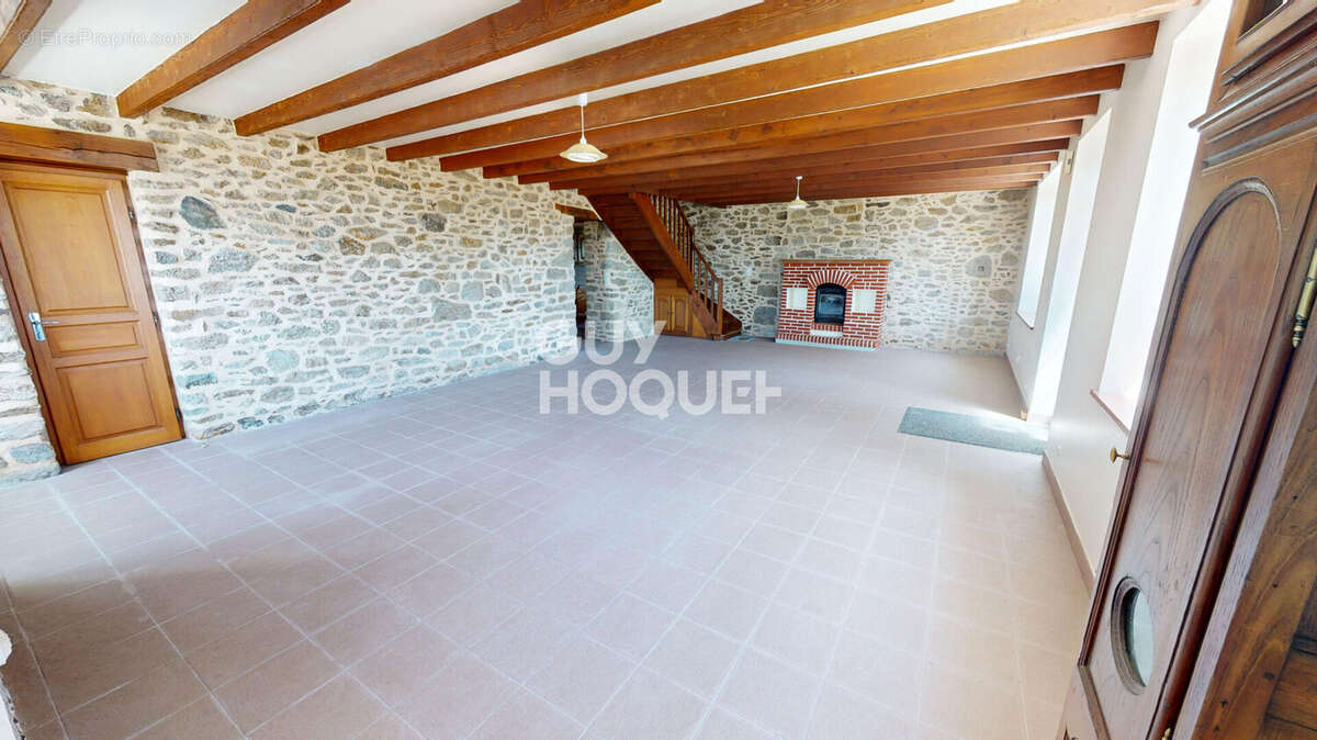 Maison à SAINT-COULOMB