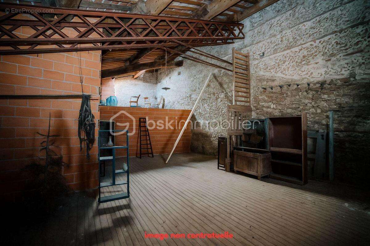 Appartement à BAGES