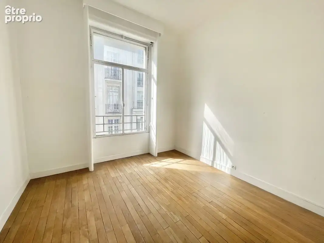 Appartement 5 pièces secteur Graslin/Racine/Delorme - photo 6