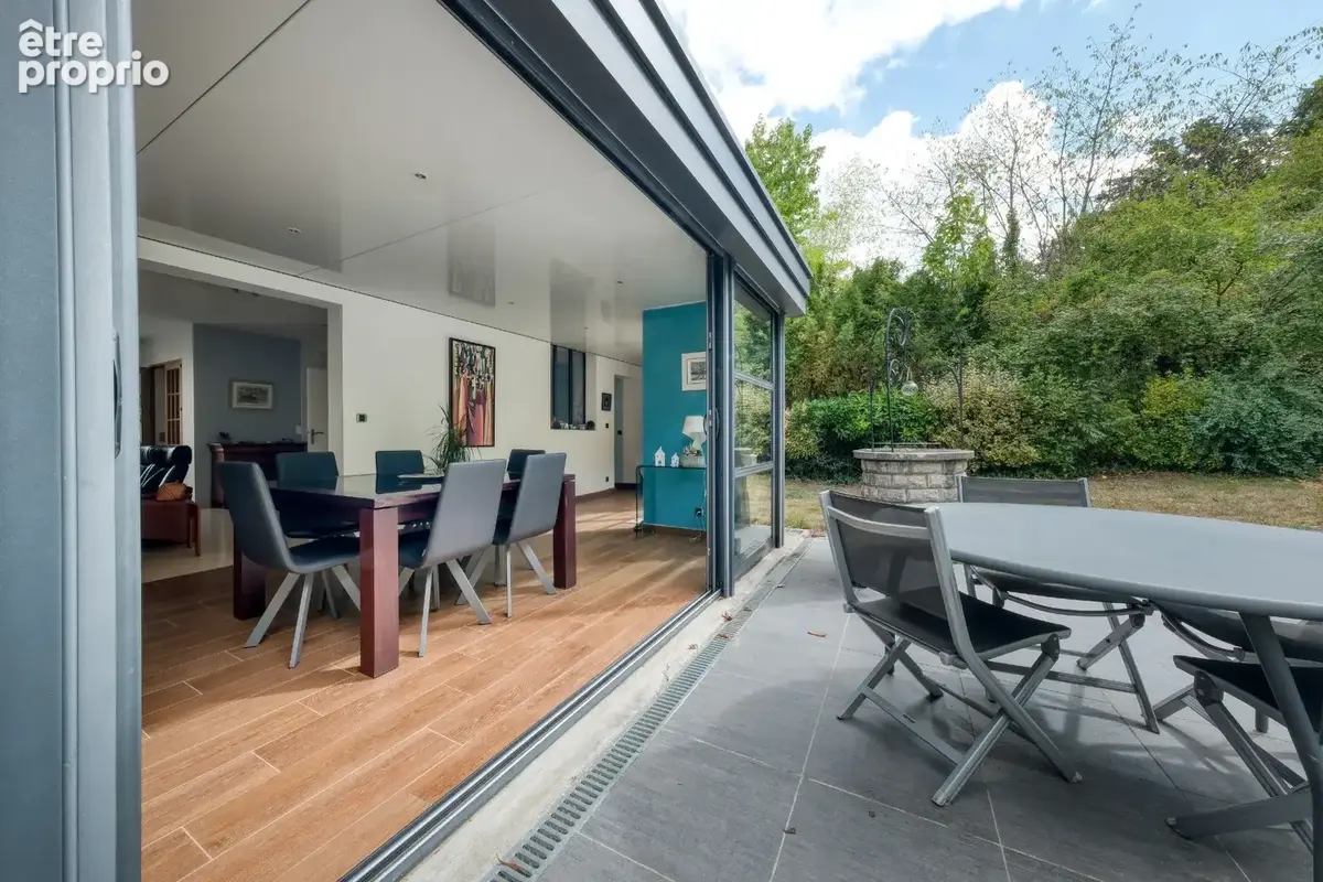 Maison à vendre ORSAY (91), beaux volumes, 5 chambres, ouverture sur jardin, terrain 1000 m2 - photo 2