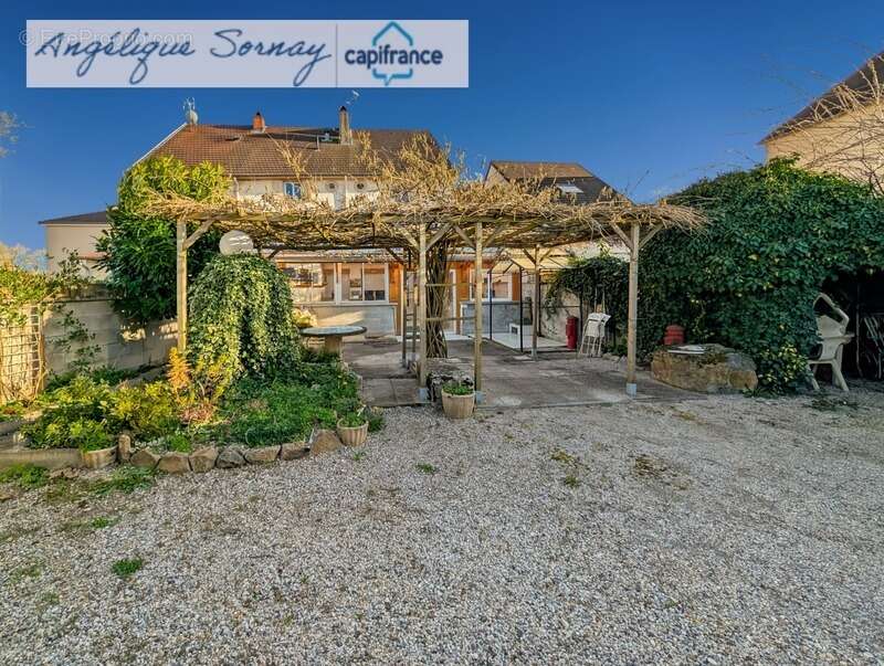 Maison à BLETTERANS