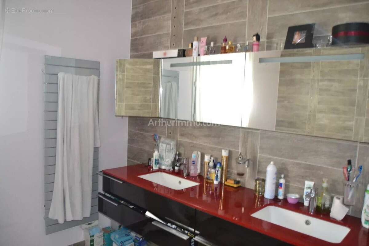 Maison à SAINT-ANDRE-LES-ALPES