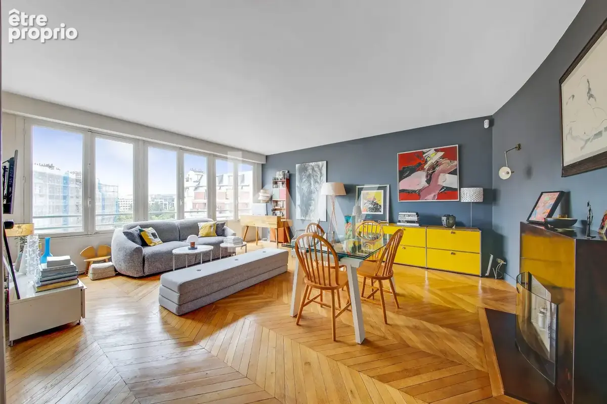 Appartement à PARIS-16E